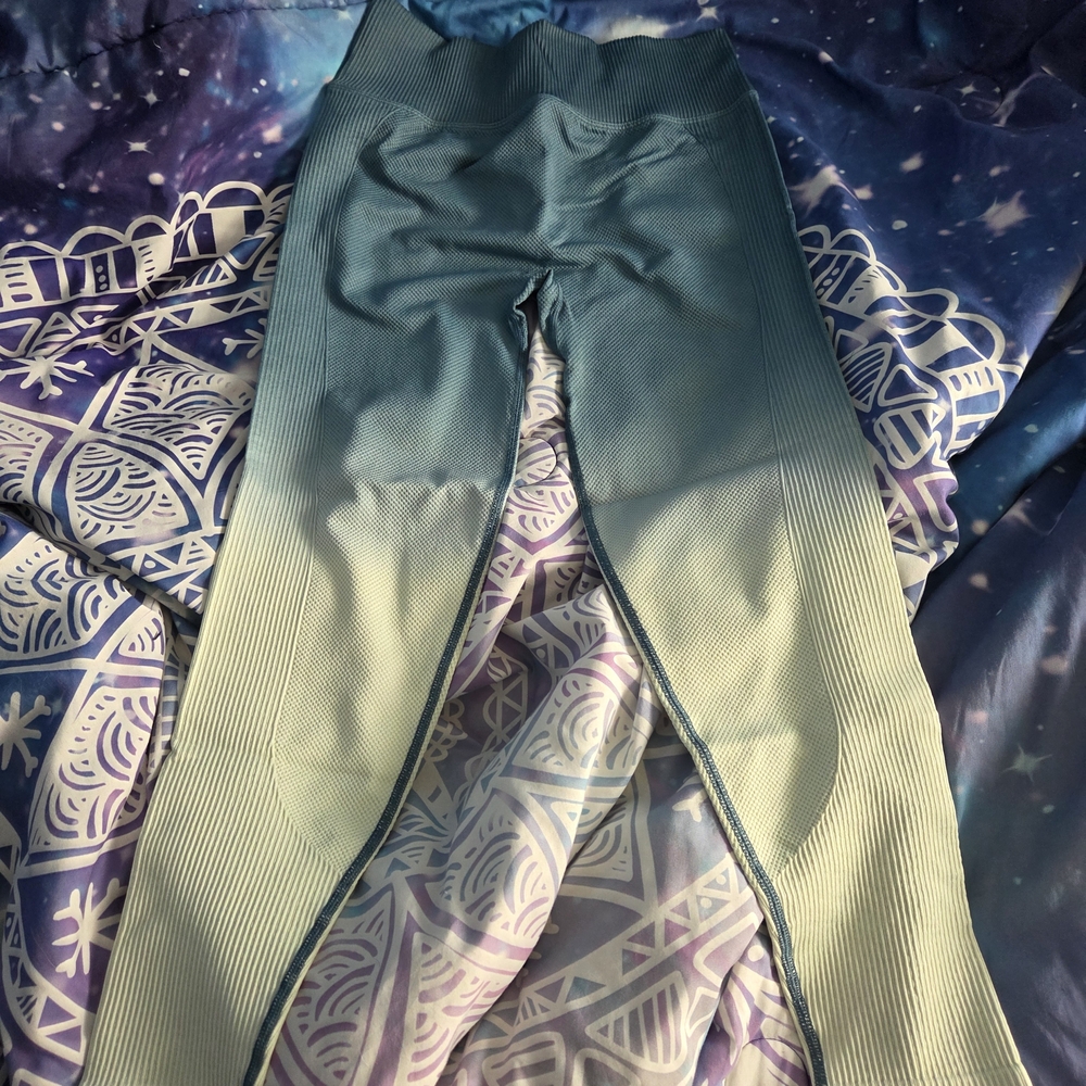 PINK Victoria's Secret Ribbed Blue And Green Leggings Size L